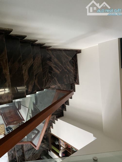 Bán gấppp..Giá 4,9 tỷ tl thêm. Nhà 1T2L 1tum kdc Bửu Hoà, Biên Hoà. 6x19,2m 115m. Đường 8m - 3