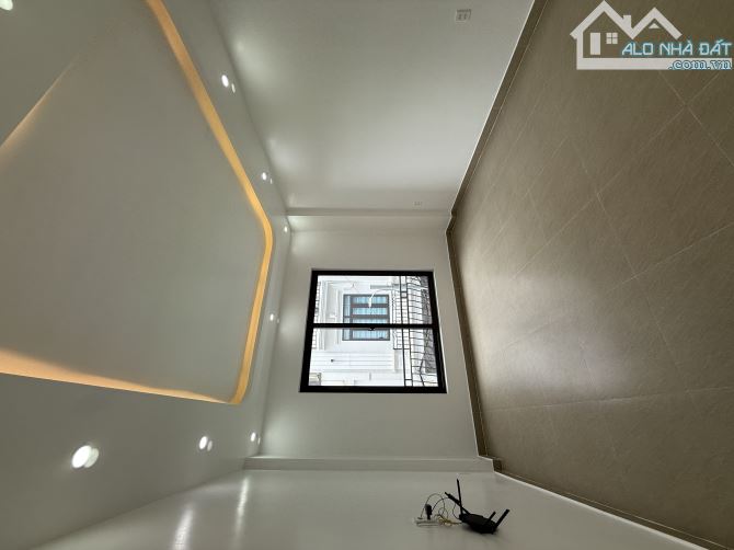 Nhà 4 tầng sân cổng độc lập,toàn bộ hệ thống tự động tại  Phủ Thượng đoạn - 3