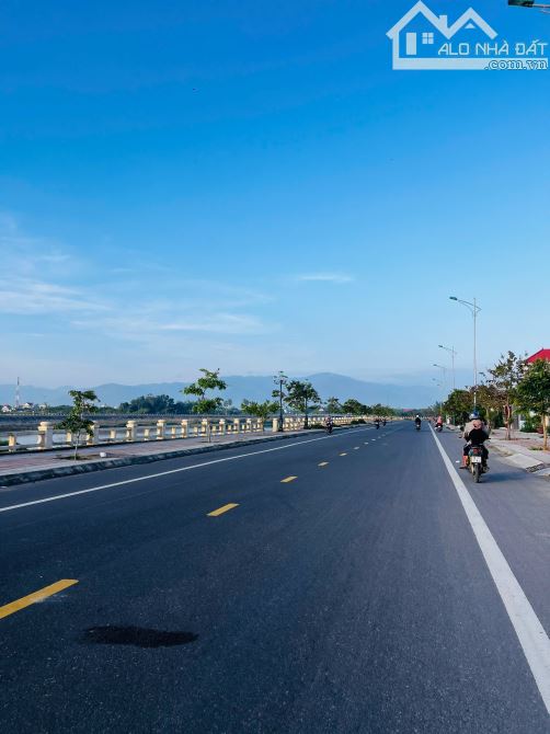 LÔ GÓC THỊ TRẤN DIÊN KHÁNH ĐƯỜNG 9M CHỈ 1TY650TR RỘNG 101M2 - 3