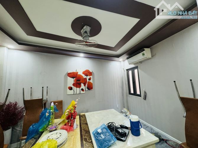 NGUYỄN THỊ TẦN P2Q8 - 5 TẦNG - 7.05 TỶ TL - HAI MẶT HẺM - KHÔNG QUY HOẠCH - 3