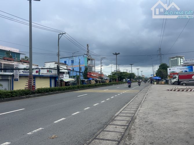 Bán nhà trệt có gác 60 m2 ngay nhà lồng chợ Bà Đò,phuờng 10 tp Mỹ Tho - 3