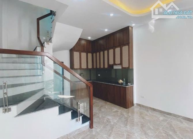 Bán nhà 5 tầng Long Biên - Bát Khối - 3