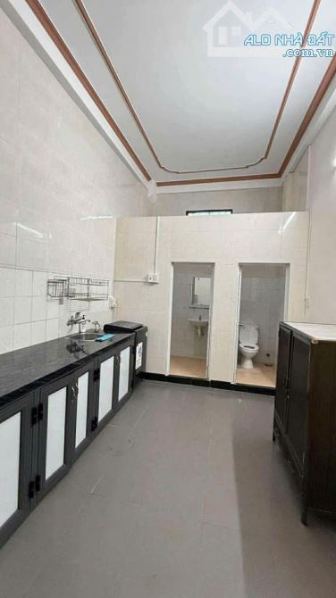 CHO THUÊ NHÀ 2 TẦNG KIỆT Ô TÔ ĐẶNG HUY TRỨ, TP HUẾ - 3