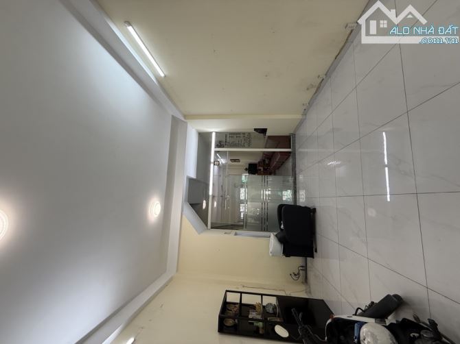 Nhà Mặt Tiền Huỳnh Văn Nghệ. Gò Vấp .4 Lầu .5 x 17 . Chỉ 11 tỷ 999 - 3