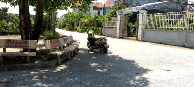 115M / 5M Tiền / Nhỉnh 7 Tỷ - Sát cạnh Ecopark – Nhà 2.5T Dân xây ở sướng – Ngõ ô tô tải t - 3