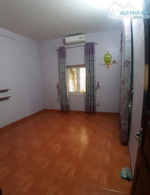 Cho thuê nhà ngõ 28 Võ Chí Công, Dt 100m2 xây 70m2 x 3 tầng riêng biệt, 15 tr/tháng - 3