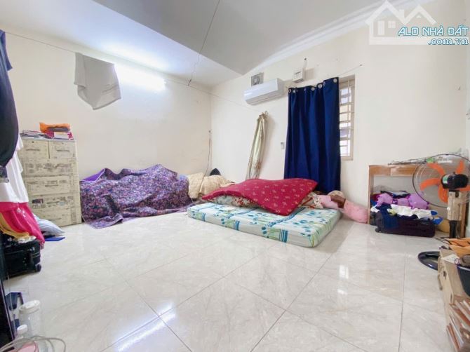 Hẻm 214 Nguyễn Trãi 93m2 Giá 12 tỷ Quận 01 - 3