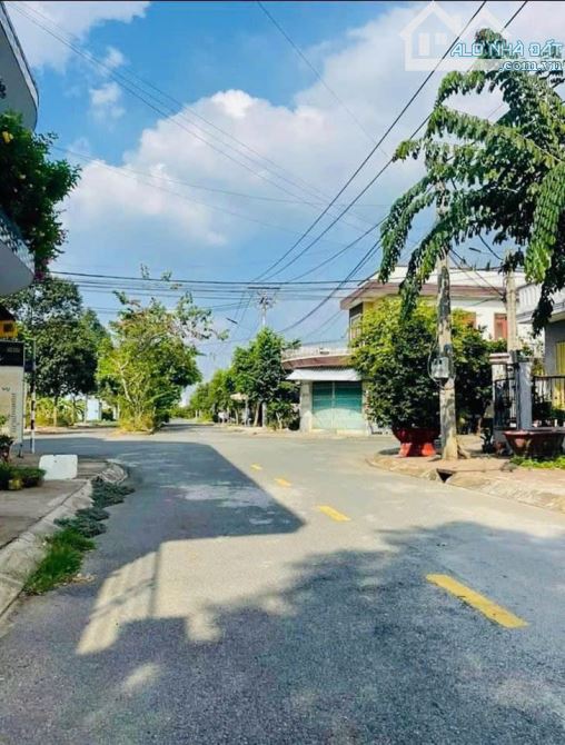 VỠ NỢ Bán gấp đất 2MT Song Hành và TH135, Hóc Môn được 110m2 Sổ Hồng Riêng, giá 730 triệu - 3