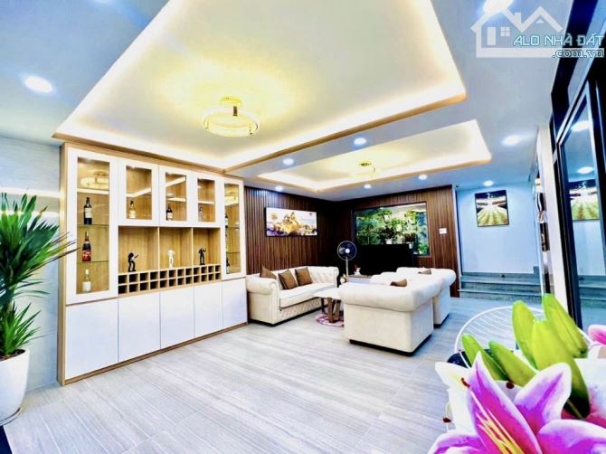 HẺM Ô TÔ QUAY ĐẦU - SÁT MẶT TIỀN QUANG TRUNG - 5 TẦNG THANG MÁY - DT80 M - GIÁ 13 TỶ - 3