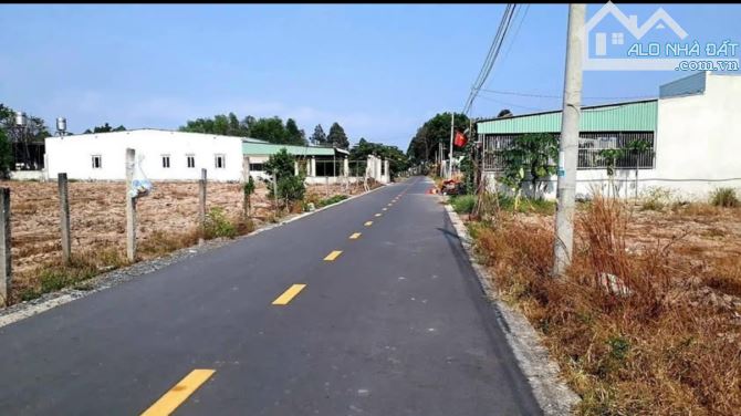 1/ trục chính vị trí trung tâm gần chợ và các tiện ích từ 2ty chỉ còn 1ty2xx - 2