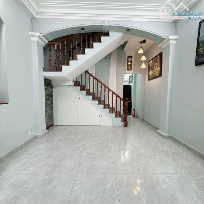 DUY NHẤT 1 CĂN! HẺM NHỰA 6M OTO NGỦ TRONG NHÀ - NGUYỄN KIỆM PN - 45M2 4 TẦNG, SỔ A4 - 3