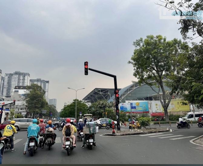 Bán Nhà DT lớn 290m2 Lý Thường Kiệt, P15, Quận 11 ngay Khu Thiên Phước giá chỉ 4x TỶ - 3