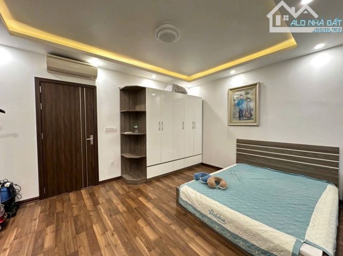 Bán căn hoàn thiện có thang máy Hoàng Huy Mall , DT 78m , mt 5m giá bán 13,2 tỷ - 3