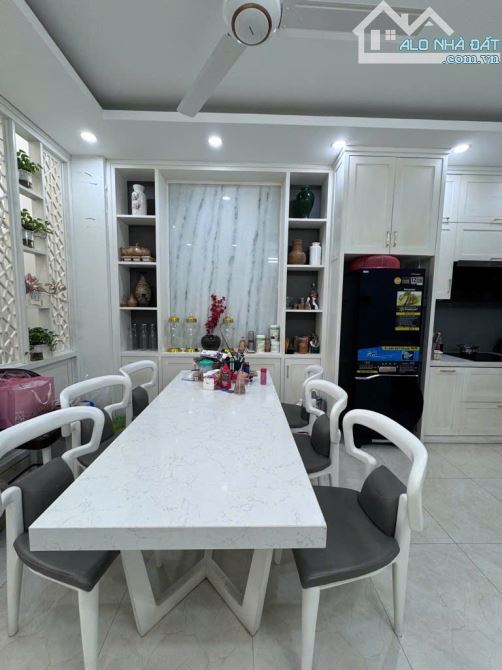 HẠ SỐC 3 TỶ - NHÀ NGUYỄN CƠ THẠCH MỸ ĐÌNH - Ô TÔ TRÁNH - VỈ HÈ - KINH DOANH - THANG MÁY - 3