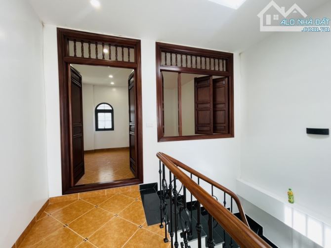 NHÀ CỰC ĐẸP - HOÀNG MAI - Ngõ Thông Rộng 4m -2 Thoáng - Dt 50m -4T - 3