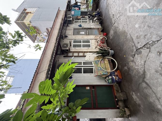 Bán đất Ngọc Thuỵ 66m lô góc, oto tránh thông giá hơn 16 tỷ còn tl. LH - 3