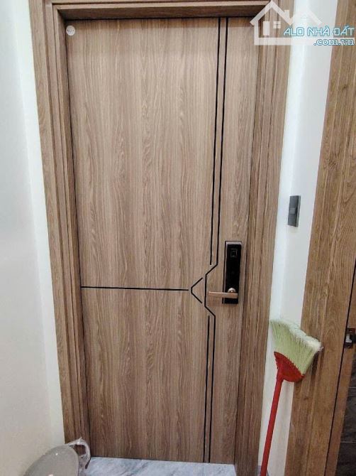 🏠 NHÀ 2 LẦU KIÊN CỐ – NHÀ MỚI ĐẸP NỘI THẤT CAO CẤP - CHỦ VỪA DERCO XONG và ĐANG Ở. - 3
