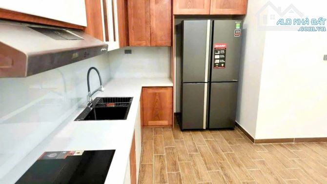 BÁN NHÀ TRẦN DUY HƯNG CẦU GIẤY PHÂN LÔ ÔTÔ ĐỖ CỬA TẶNG NỘI THẤT Ở NGAY DT40M 5T 15,5 TỶ - 3
