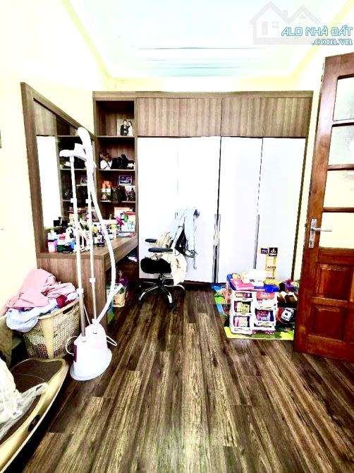 TRUNG TÂM QUẬN HAI BÀ TRƯNG , NHÀ DIỆN TÍCH RỘNG , GIÁ RẺ ĐẦU TƯ   MINH KHAI , 75m , 4 tần - 3