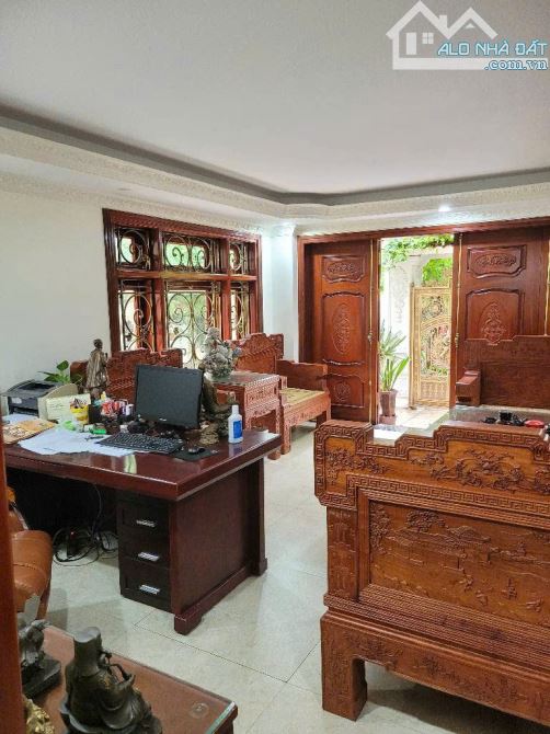 Cần bán gấp nhà tuyệt đẹp p. Nghĩa Đô, Cầu Giấy 210m2, MT 12m, mặt ngõ ô tô tránh KD tốt - 3