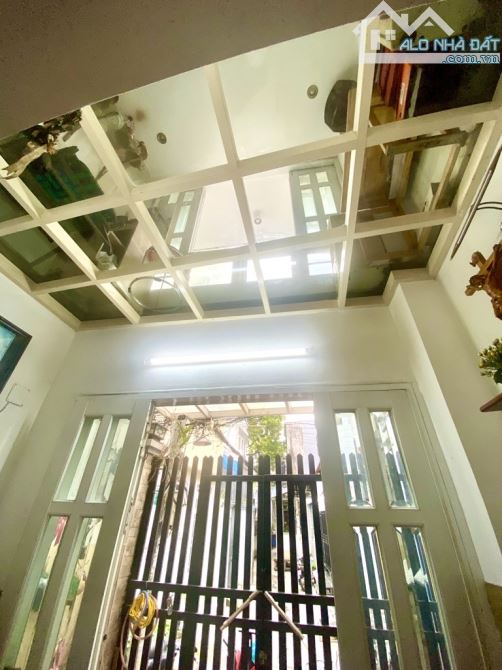 4T-BTCT-CÁCH HOÀNG SA 5 CĂN NHÀ- 28M2 – 4.650 TỶ - 3