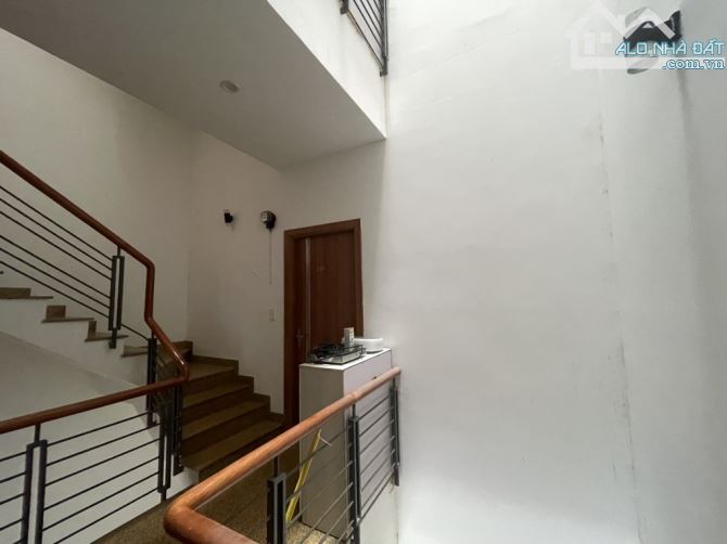 Chính chủ bán toà nhà mt Phạm Khiêm Ích - Khuê Mỹ - Ngũ Hành Sơn đối diện công viên - 3