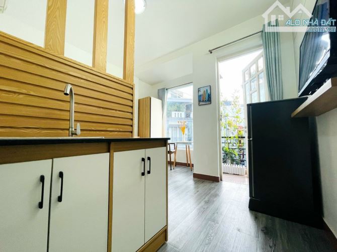 Bán gấp CHDV khu Phan Đăng Lưu, Phú Nhuận (5.5x23m) Hầm 5 tầng - HĐT 85Tr - Giá bán 23 tỷ - 3
