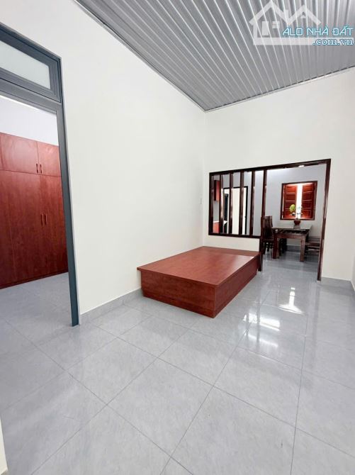 Nhà C4 Trung Tâm Phố (5.5x20m) Cách Chợ Mạc Đĩnh Chi Chỉ 300m ! Full Nội Thất - Chỉ 3Tyxxx - 3