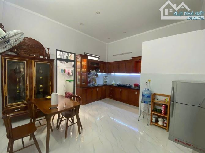 Nhà Mặt Tiền A10 Phạm Ngũ Lão (5.1x20m) Ngay Trung Tâm Phố Ra Ngã Sáu 2KM | Giá Chỉ 3Tyxxx - 3