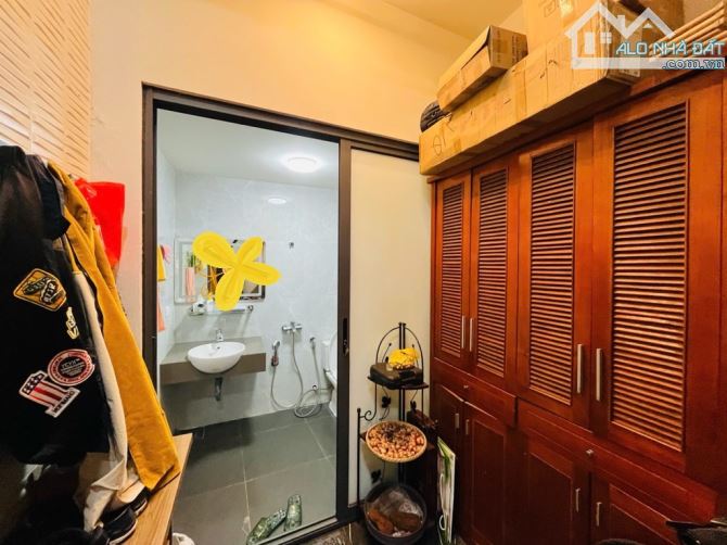 Bán nhà Trung Liệt một nhà ra phố mặt ngõ kinh doanh ô tô đỗ cửa nhà đẹp lô góc 2 thoáng 7 - 3