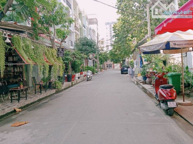 NHÀ ĐẸP LÊ VĂN THỌ - KHU PHÂN LÔ CAO TẦNG - HẺM 12M - DÒNG TIỀN 35 TR/THÁNG - 76M² - 4 TẦN - 3