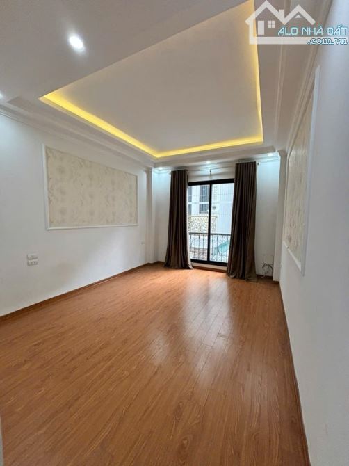 Chuyển Công Tác Bán Nhà Ngọc Thụy, Long Biên 33m2, 5T chỉ 6,48 tỷ (ô tô đỗ gần) - 3