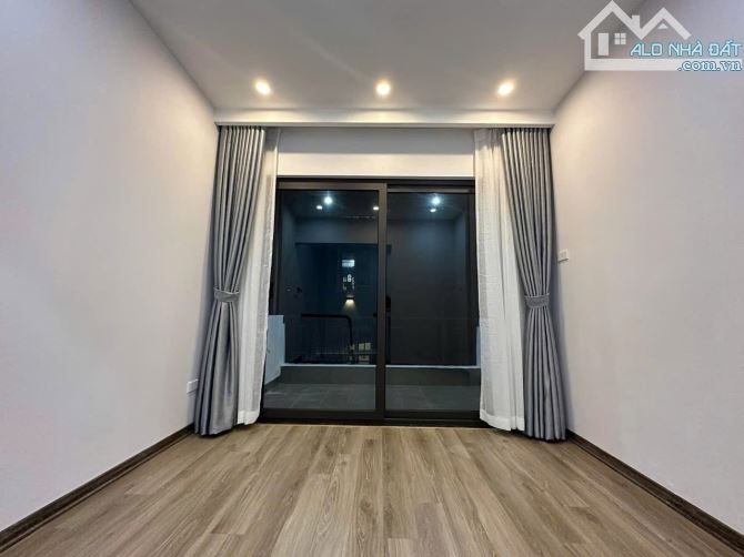 Cho thuê nhà nguyên căn Thành Công mới đẹp 6 tầng full nội thất.cách phố 20m,gần bãi xe. - 3
