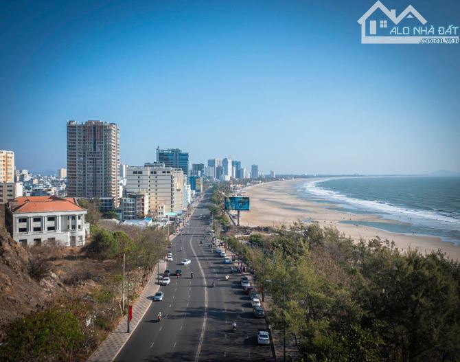 DUY NHẤT 1 CĂN PHAN CHU TRINH DIỆN TÍCH 216m²  CHỈ 85 triệu/m² CÁCH BIỂN BÃI SAU 200M - 3