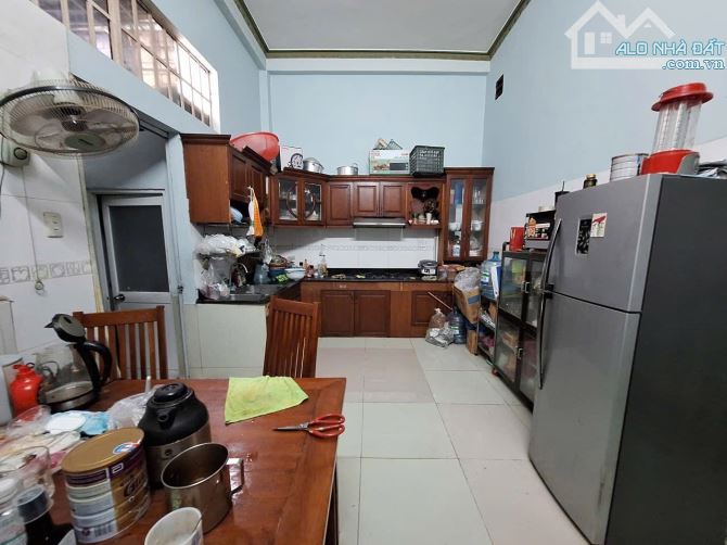 Nhà bán hẻm ô tô vào tận nơi, cách đường Lê Văn Thịnh vài bước chân - 3