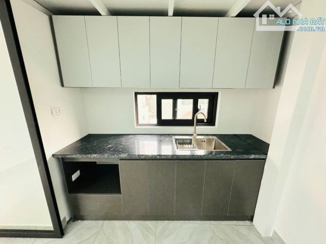 BÁN GẤP CĂN HỘ DỊCH VỤ 12 PHÒNG KHÉP KÍN DOANH THU 60tr/THÁNG GIÁ CHÀO NHỈNH 10 TỶ - 3