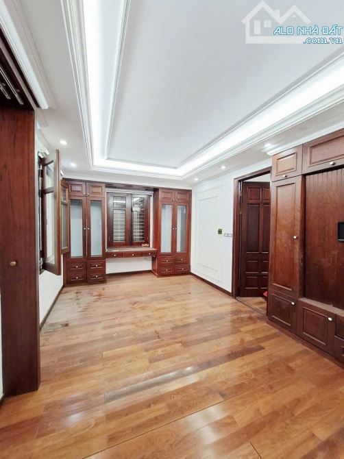 BIỆT THỰ VIP VĂN QUÁN - SONG LẬP - 3 THOÁNG - FULL NỘI THẤT -NHỈNH200/m - 3