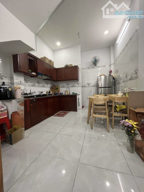 🏘️🚘 QUẬN 10-LÝ THÁI TỔ- GẦN BV NHI ĐỒNG -38M2- 4TẦNG-CHỈ 8,3TỶ-VỊ TRÍ ĐẸP. - 3