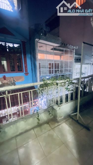 Thật 100%,Bán Nhà hẻm xe hơi gần 187 Thích quảng đức phường 4 Phú Nhuận,2tầng,50m2, xíu 5T - 3