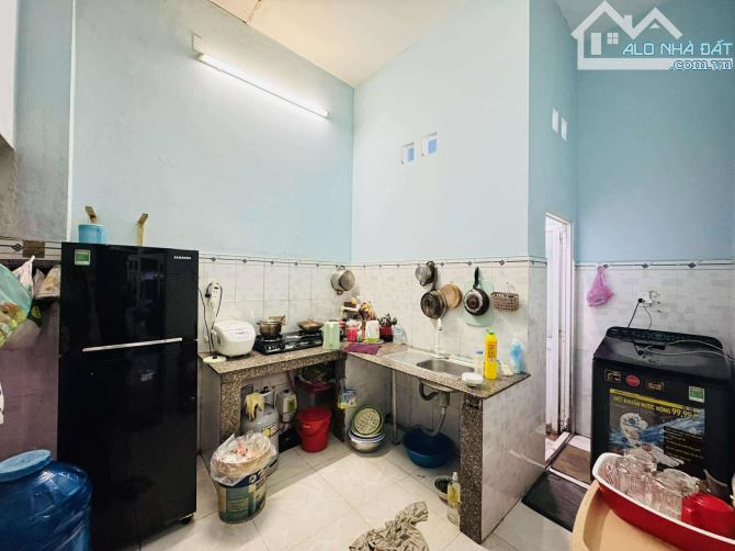 NHÀ 2 TẦNG ĐÚC CĂN GÓC 2 MẶT TIỀN VÀO Ở NGAY, 72M2, XT THÔNG, GẦN CHỢ THỚI TỨ, 2.98 TỶ - 3
