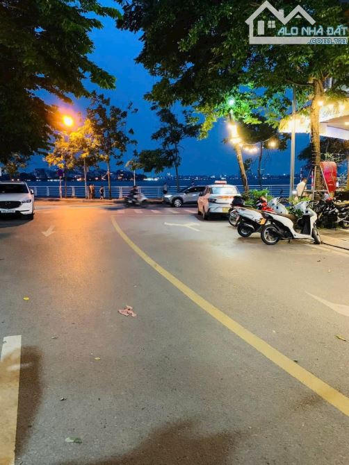SIÊU PHẨM  TÂY HỒ -VÕNG THỊ - DÂN XÂY- Ô TÔ ĐỖ CỔNG- NGÕ THÔNG - THANG MÁY -FULL NỘI THẤT - 3