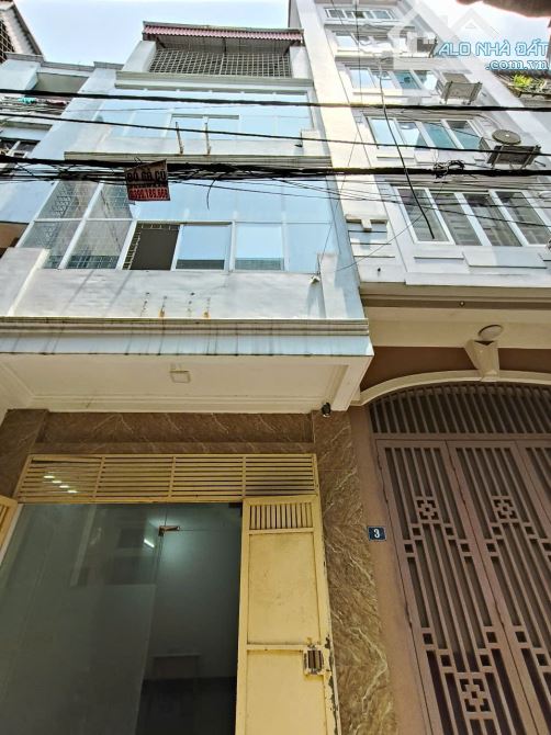 Cho thuê nhà riêng VP tại Bạch Đằng, Chương Dương, Hoàn Kiếm. DT 40m x 4 tầng, giá 14tr - 3