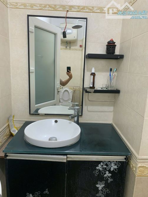 Cho thuê nhà tại 134 Phan Đình Giót, La Khê, Hà Đông, Hà Nội. DT 50m x 4 tầng, giá 14tr - 3
