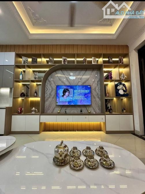 BÁN NHÀ NGỌC THỤY, LONG BIÊN, PHÂN LÔ QUÂN ĐỘI Chỉ Hơn 9 tỷ - 46m², 5 tầng, Gara, Ô tô trá - 4