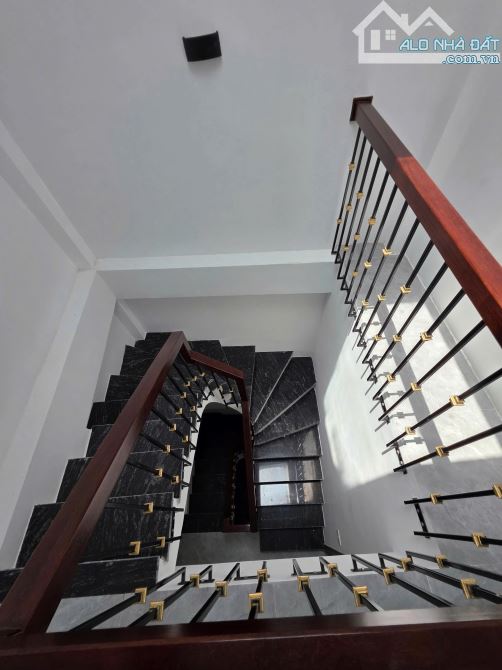 Bán nhà đẹp, mới tinh, 30m2, 5T, full nội thất tại Trần Phú, Hà Đông - 4