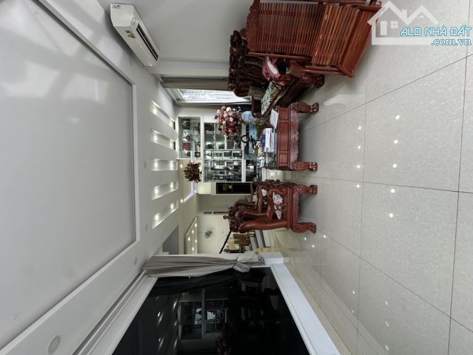 Biêt Thự lô góc Thanh Xuân q12 / 7,5 x15 cao cấp - 4