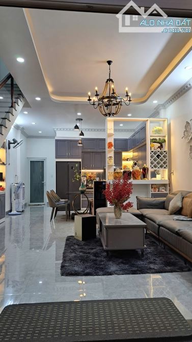 🏡 Nhà hẻm 128 Giải Phóng - Tân Lợi Nhà mua ở còn mới toanh.  🏕 Diện tích: 5×20m - 4