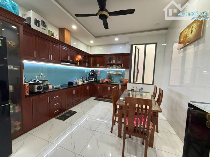 BÁN NHÀ HẺM Ô TÔ LUỸ BÁN BÍCH 64M2 4 TẦNG CHỈ 8.3 TỶ - 4