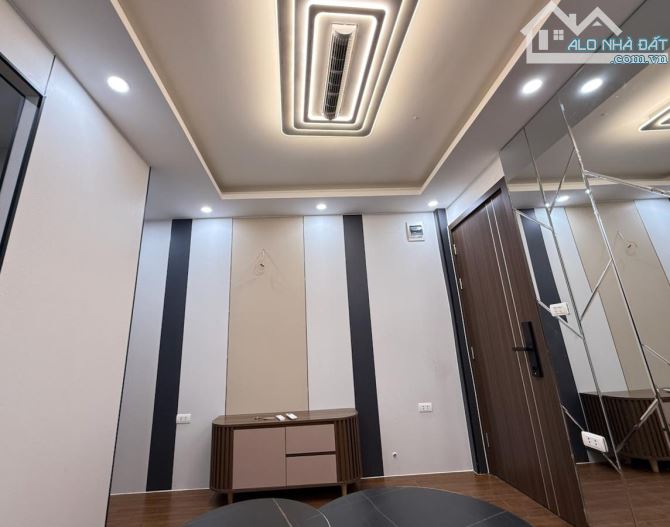Bán tập thể mặt phố gần NHÀ HÁT LỚN, khu Lò Đúc - Yec Xanh, 45m x 2 ngủ, ở ngay. - 4