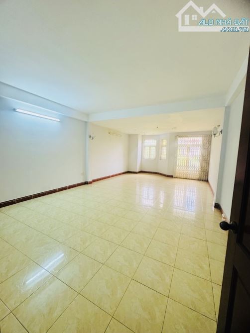 Mặt Tiền Kinh Doanh Siêu Vip Khu Tên Lửa Toàn Đại Gia 10m2 chỉ nhỉnh 10tỷ - 4
